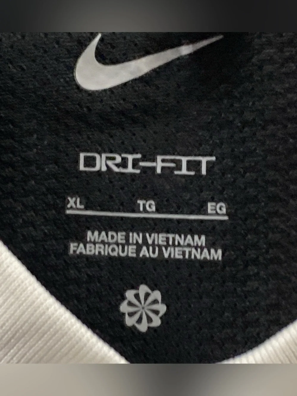 Nike Derby III Soccer Jersey NWT Kids XL Black/White DRI-FIT CW3834-010